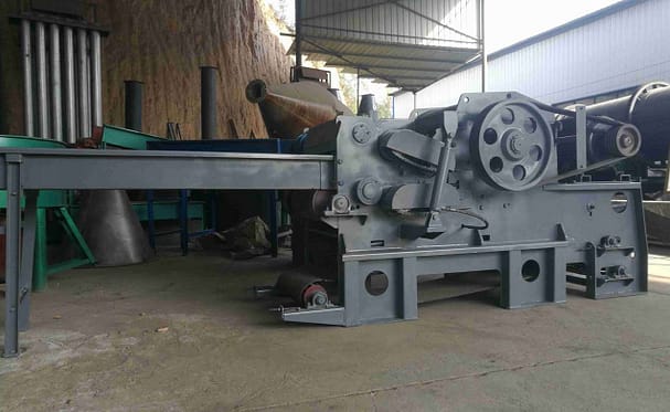 Large wood chipper for sale