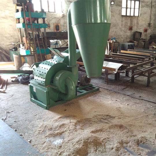 multifunctional wood shredder with the dust collector
